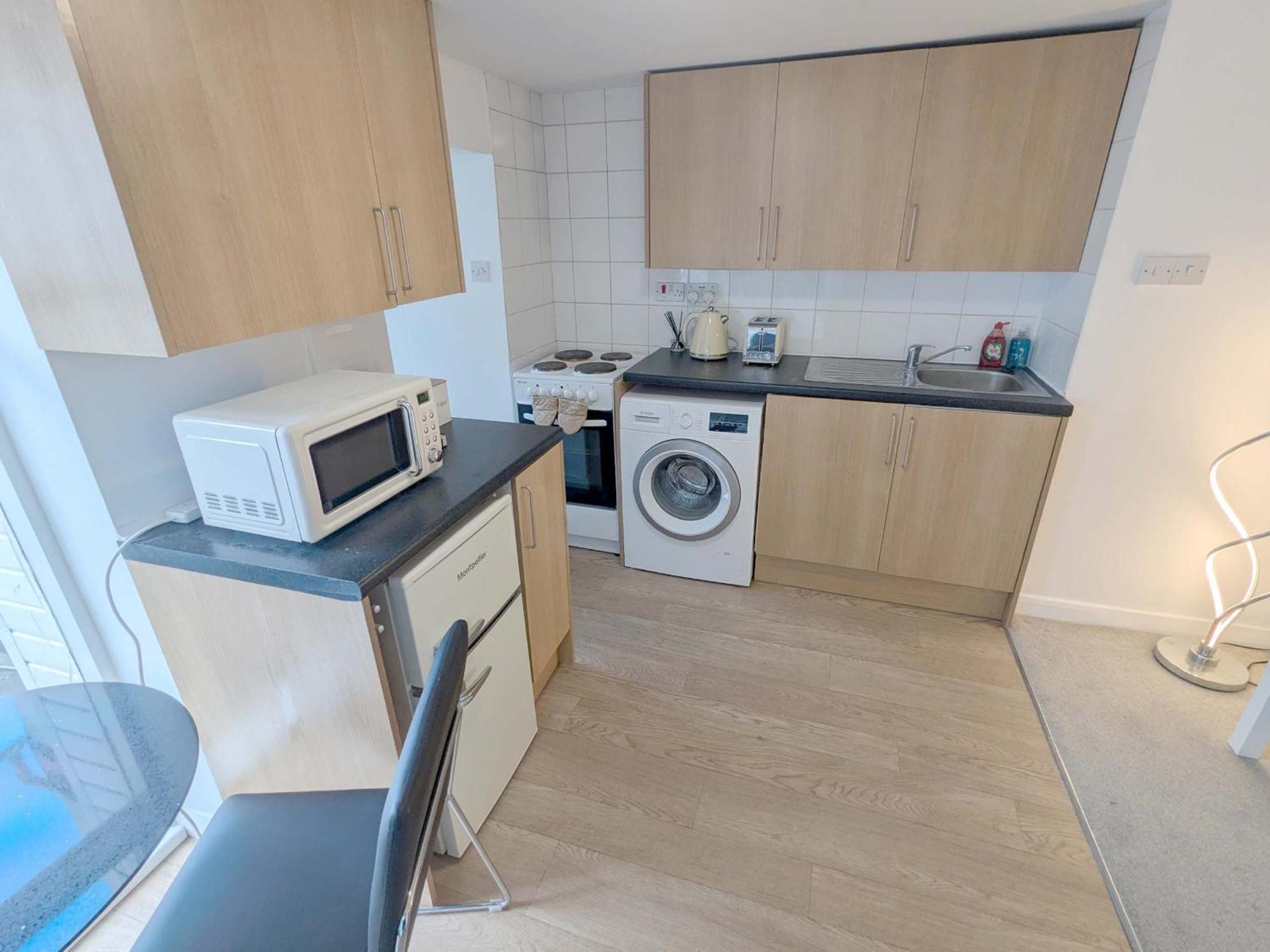 Harbour Steps - Torquay Luxury Apartment - Balcony, Free Parking, Netflix & Wifi エクステリア 写真